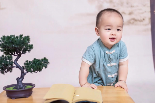 苏州宝宝爱吐奶是什么原因